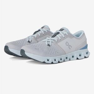 On Running Cloud Sneakers in Gray and Light Blue
